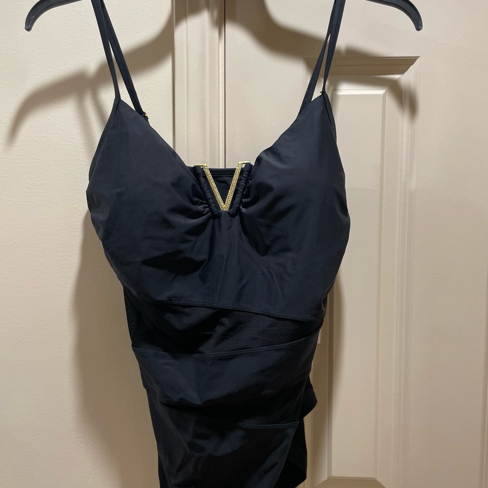 Chic Black and Gold One-Piece Swimsuit with Sweetheart Neckline